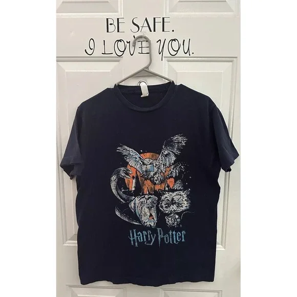 Harry Potter Magical Creatures T Shirt Size M Universal Ravenclaw Magic - Picture 1 of 4